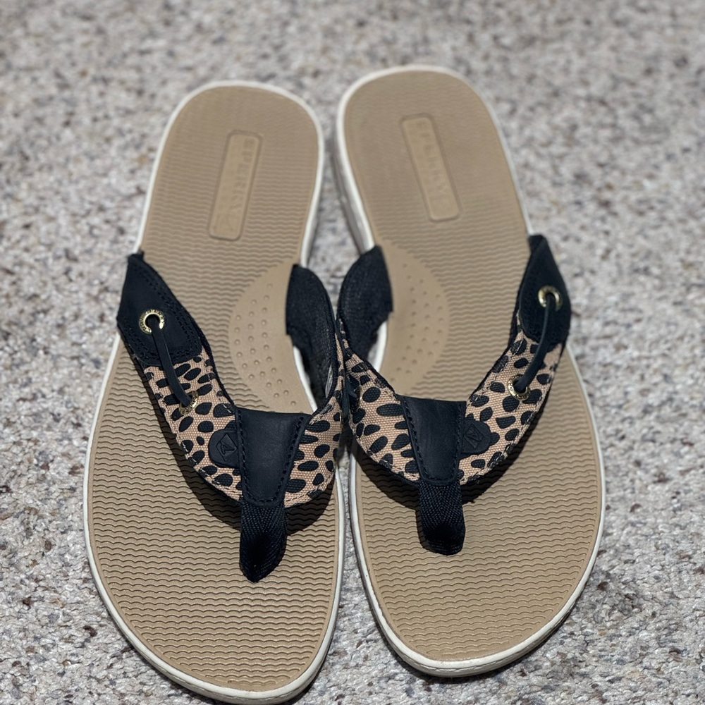 Sperry Black and Tan Leopard Sandals